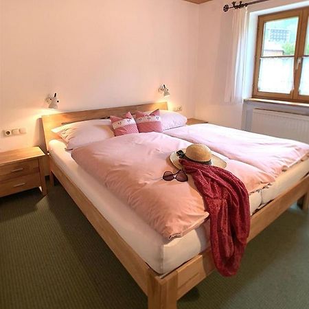 Haus Claudia Lipp Apartment Бад Хинделанг Екстериор снимка