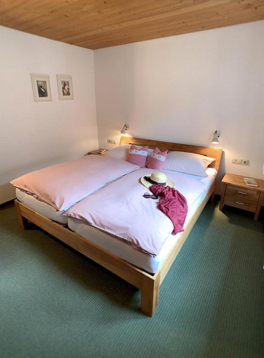 Haus Claudia Lipp Apartment Бад Хинделанг Екстериор снимка