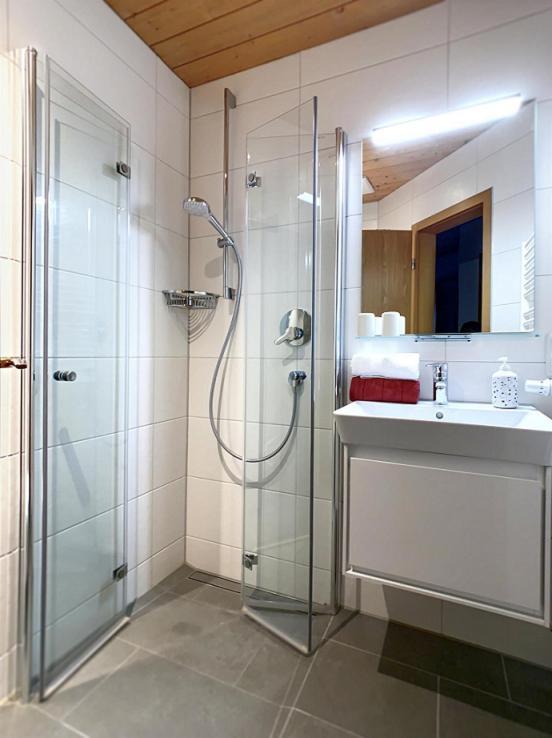 Haus Claudia Lipp Apartment Бад Хинделанг Екстериор снимка