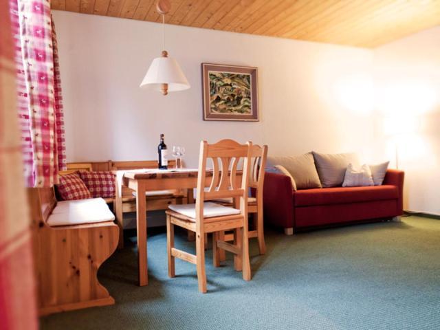 Haus Claudia Lipp Apartment Бад Хинделанг Стая снимка