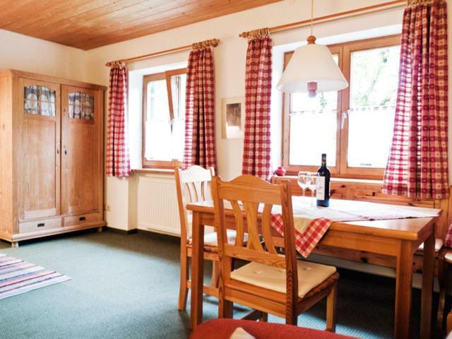 Haus Claudia Lipp Apartment Бад Хинделанг Екстериор снимка