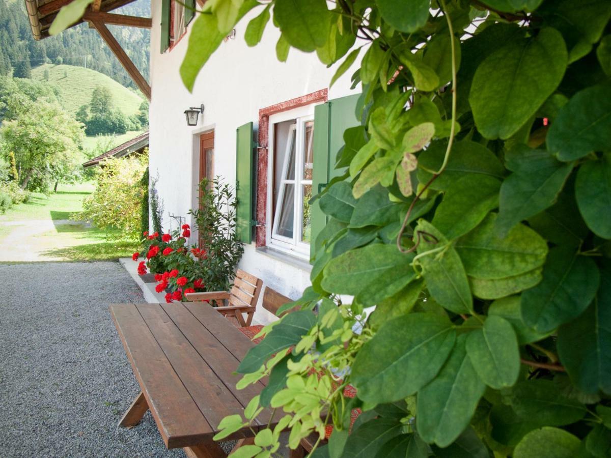 Haus Claudia Lipp Apartment Бад Хинделанг Екстериор снимка